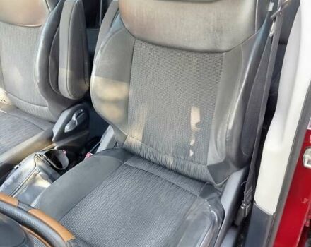 Ситроен Гранд С4 Пикассо 2012 в Тернополе на Automoto.ua Красный Ситроен Гранд С4 Пикассо, объемом двигателя 1.56 л и пробегом 264 тыс. км за 8500 $, фото 30 на Automoto.ua