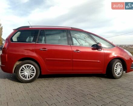 Ситроен Гранд С4 Пикассо 2012 в Черткове на Automoto.ua Красный Ситроен Гранд С4 Пикассо, объемом двигателя 2 л и пробегом 300 тыс. км за 7997 $, фото 27 на Automoto.ua