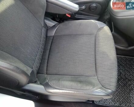 Ситроен Гранд С4 Пикассо 2012 в Черткове на Automoto.ua Красный Ситроен Гранд С4 Пикассо, объемом двигателя 2 л и пробегом 300 тыс. км за 7997 $, фото 40 на Automoto.ua