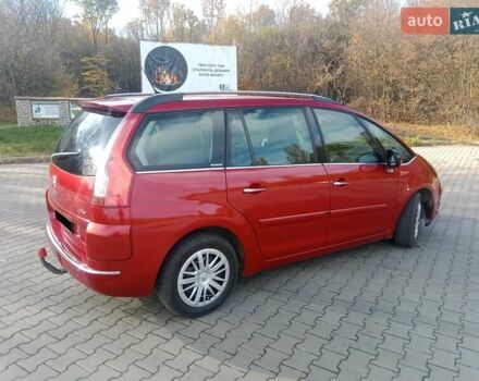 Ситроен Гранд С4 Пикассо 2012 в Черткове на Automoto.ua Красный Ситроен Гранд С4 Пикассо, объемом двигателя 2 л и пробегом 300 тыс. км за 7997 $, фото 12 на Automoto.ua