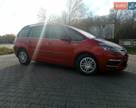 Червоний Сітроен Гранд С4 Пікассо, об'ємом двигуна 2 л та пробігом 300 тис. км за 7997 $, фото 14 на Automoto.ua