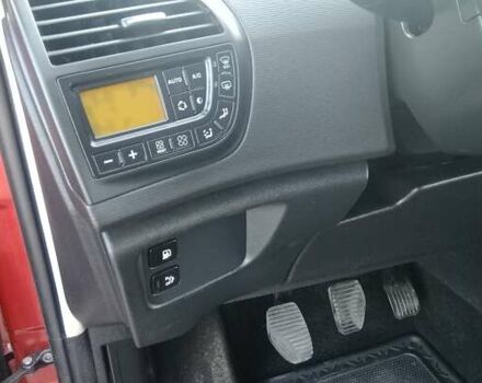 Ситроен Гранд С4 Пикассо 2012 в Черткове на Automoto.ua Красный Ситроен Гранд С4 Пикассо, объемом двигателя 2 л и пробегом 300 тыс. км за 7997 $, фото 65 на Automoto.ua