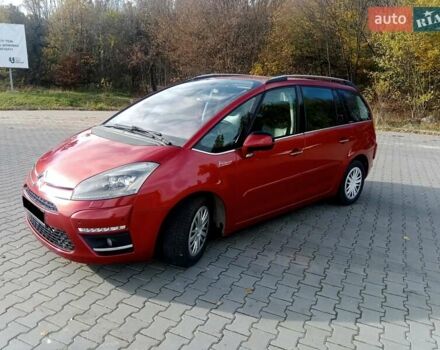 Ситроен Гранд С4 Пикассо 2012 в Черткове на Automoto.ua Красный Ситроен Гранд С4 Пикассо, объемом двигателя 2 л и пробегом 300 тыс. км за 7997 $, фото 20 на Automoto.ua