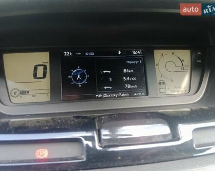 Красный Ситроен Гранд С4 Пикассо, объемом двигателя 2 л и пробегом 305 тыс. км за 8300 $, фото 96 на Automoto.ua