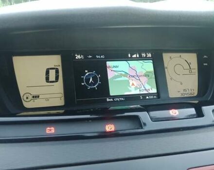 Красный Ситроен Гранд С4 Пикассо, объемом двигателя 2 л и пробегом 305 тыс. км за 8300 $, фото 100 на Automoto.ua