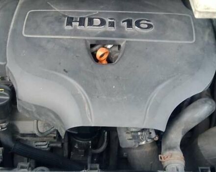 Ситроен Гранд С4 Пикассо 2012 в Черткове на Automoto.ua Красный Ситроен Гранд С4 Пикассо, объемом двигателя 2 л и пробегом 300 тыс. км за 7997 $, фото 94 на Automoto.ua