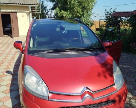 Ситроен Гранд С4 Пикассо 2012 в Тернополе на Automoto.ua Красный Ситроен Гранд С4 Пикассо, объемом двигателя 1.56 л и пробегом 264 тыс. км за 8500 $, фото 34 на Automoto.ua