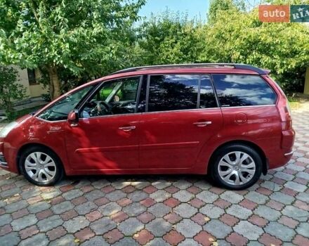 Ситроен Гранд С4 Пикассо 2012 в Тернополе на Automoto.ua Красный Ситроен Гранд С4 Пикассо, объемом двигателя 1.56 л и пробегом 264 тыс. км за 8500 $, фото 13 на Automoto.ua