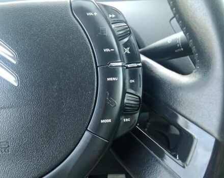 Червоний Сітроен Гранд С4 Пікассо, об'ємом двигуна 2 л та пробігом 300 тис. км за 7997 $, фото 82 на Automoto.ua