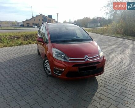 Ситроен Гранд С4 Пикассо 2012 в Черткове на Automoto.ua Красный Ситроен Гранд С4 Пикассо, объемом двигателя 2 л и пробегом 300 тыс. км за 7997 $, фото 16 на Automoto.ua