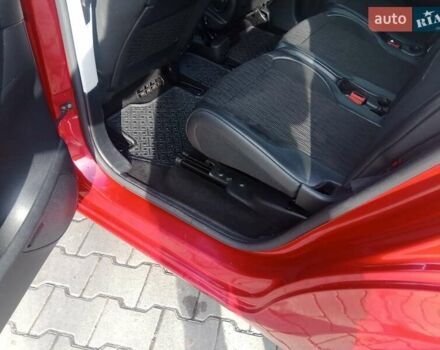 Ситроен Гранд С4 Пикассо 2012 в Черткове на Automoto.ua Красный Ситроен Гранд С4 Пикассо, объемом двигателя 2 л и пробегом 300 тыс. км за 7997 $, фото 57 на Automoto.ua