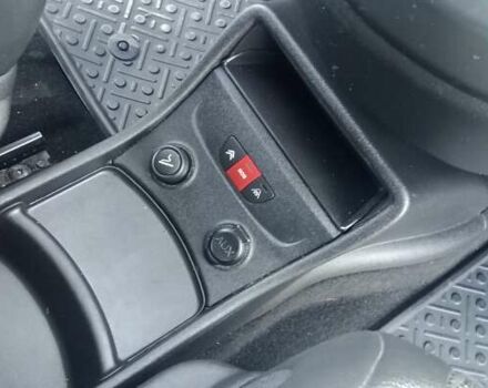 Ситроен Гранд С4 Пикассо 2012 в Черткове на Automoto.ua Красный Ситроен Гранд С4 Пикассо, объемом двигателя 2 л и пробегом 300 тыс. км за 7997 $, фото 77 на Automoto.ua