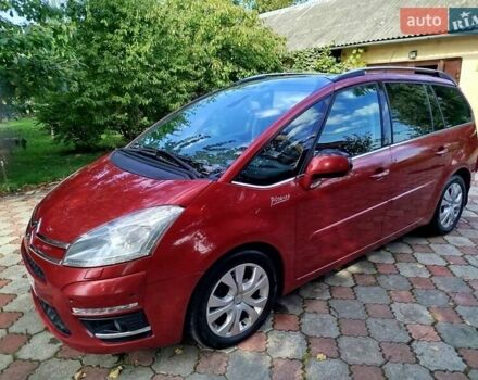 Ситроен Гранд С4 Пикассо 2012 в Тернополе на Automoto.ua Красный Ситроен Гранд С4 Пикассо, объемом двигателя 1.56 л и пробегом 264 тыс. км за 8500 $, фото 14 на Automoto.ua