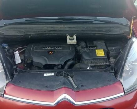 Ситроен Гранд С4 Пикассо 2012 в Черткове на Automoto.ua Красный Ситроен Гранд С4 Пикассо, объемом двигателя 2 л и пробегом 300 тыс. км за 7997 $, фото 87 на Automoto.ua