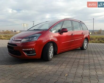 Червоний Сітроен Гранд С4 Пікассо, об'ємом двигуна 2 л та пробігом 300 тис. км за 7997 $, фото 5 на Automoto.ua