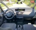 Красный Ситроен Гранд С4 Пикассо, объемом двигателя 1.6 л и пробегом 160 тыс. км за 6600 $, фото 8 на Automoto.ua