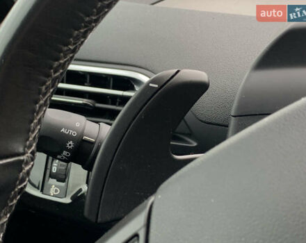 Червоний Сітроен Гранд С4 Пікассо, об'ємом двигуна 1.6 л та пробігом 91 тис. км за 12899 $, фото 48 на Automoto.ua