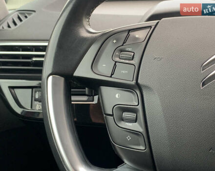 Червоний Сітроен Гранд С4 Пікассо, об'ємом двигуна 1.6 л та пробігом 91 тис. км за 12899 $, фото 46 на Automoto.ua