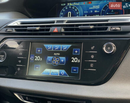 Червоний Сітроен Гранд С4 Пікассо, об'ємом двигуна 1.6 л та пробігом 91 тис. км за 12899 $, фото 41 на Automoto.ua