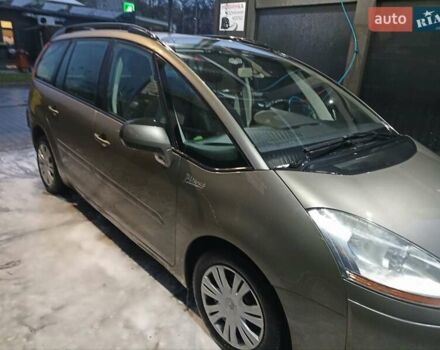 Сітроен Гранд С4 Пікассо, об'ємом двигуна 1.6 л та пробігом 239 тис. км за 5990 $, фото 6 на Automoto.ua