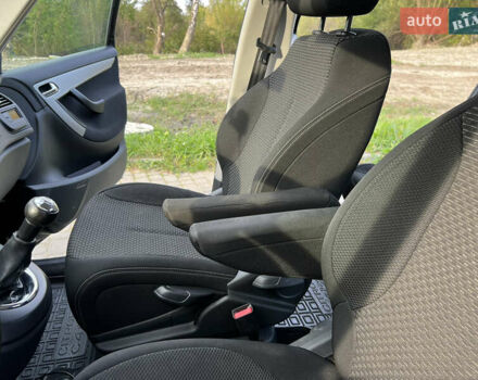 Ситроен Гранд С4 Пикассо, объемом двигателя 1.6 л и пробегом 199 тыс. км за 6200 $, фото 41 на Automoto.ua