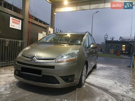 Сітроен Гранд С4 Пікассо, об'ємом двигуна 1.6 л та пробігом 239 тис. км за 5990 $, фото 1 на Automoto.ua