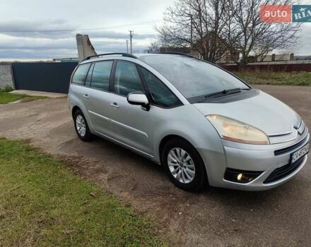 Серый Ситроен Гранд С4 Пикассо, объемом двигателя 1.8 л и пробегом 328 тыс. км за 5200 $, фото 2 на Automoto.ua