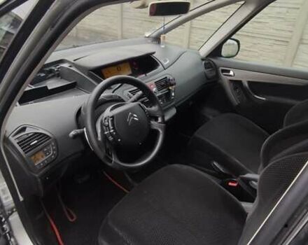 Сірий Сітроен Гранд С4 Пікассо, об'ємом двигуна 1.56 л та пробігом 302 тис. км за 4800 $, фото 12 на Automoto.ua