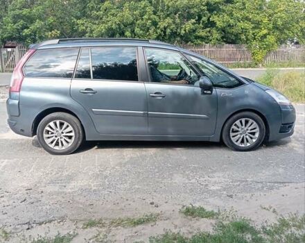 Сітроен Гранд С4 Пікассо 2007 у Вышгороде на Automoto.ua Сірий Сітроен Гранд С4 Пікассо, об'ємом двигуна 2 л та пробігом 300 тис. км за 4900 $, фото 5 на Automoto.ua