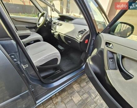 Сірий Сітроен Гранд С4 Пікассо, об'ємом двигуна 1.56 л та пробігом 356 тис. км за 4600 $, фото 10 на Automoto.ua