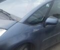 Серый Ситроен Гранд С4 Пикассо, объемом двигателя 2 л и пробегом 188 тыс. км за 6000 $, фото 2 на Automoto.ua