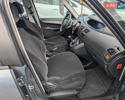 Ситроен Гранд С4 Пикассо 2008 в Ровно на Automoto.ua Серый Ситроен Гранд С4 Пикассо, объемом двигателя 1.6 л и пробегом 269 тыс. км за 4995 $, фото 36 на Automoto.ua