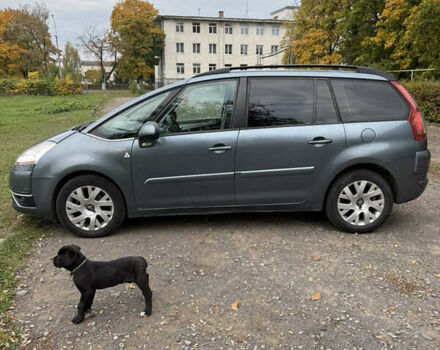 Серый Ситроен Гранд С4 Пикассо, объемом двигателя 1.6 л и пробегом 300 тыс. км за 4999 $, фото 2 на Automoto.ua