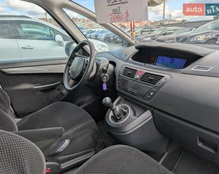 Ситроен Гранд С4 Пикассо 2008 в Ровно на Automoto.ua Серый Ситроен Гранд С4 Пикассо, объемом двигателя 1.6 л и пробегом 269 тыс. км за 4995 $, фото 35 на Automoto.ua