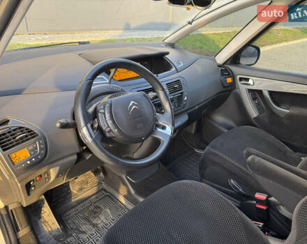 Сірий Сітроен Гранд С4 Пікассо, об'ємом двигуна 1.6 л та пробігом 241 тис. км за 4700 $, фото 17 на Automoto.ua