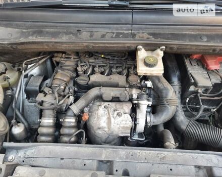 Сірий Сітроен Гранд С4 Пікассо, об'ємом двигуна 1.6 л та пробігом 210 тис. км за 4100 $, фото 39 на Automoto.ua