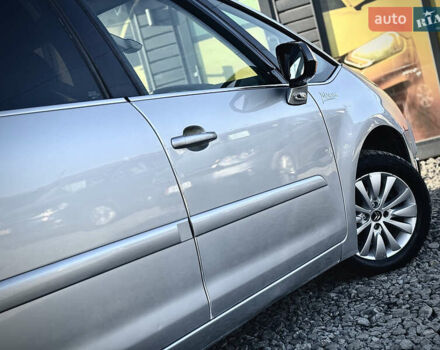 Сірий Сітроен Гранд С4 Пікассо, об'ємом двигуна 1.6 л та пробігом 241 тис. км за 6900 $, фото 18 на Automoto.ua