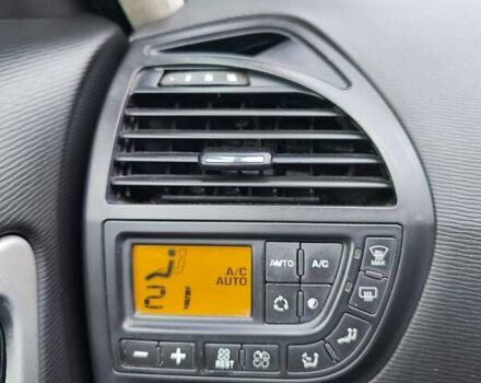 Сірий Сітроен Гранд С4 Пікассо, об'ємом двигуна 1.56 л та пробігом 232 тис. км за 6100 $, фото 17 на Automoto.ua