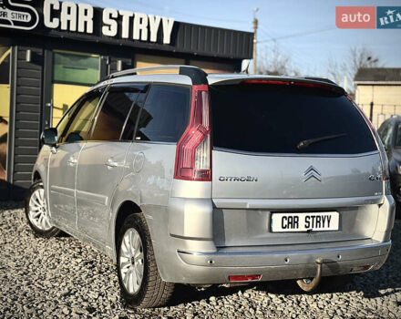 Сірий Сітроен Гранд С4 Пікассо, об'ємом двигуна 1.6 л та пробігом 241 тис. км за 6900 $, фото 3 на Automoto.ua