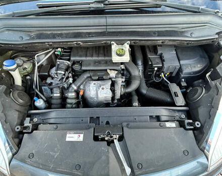Сірий Сітроен Гранд С4 Пікассо, об'ємом двигуна 0 л та пробігом 258 тис. км за 7100 $, фото 31 на Automoto.ua