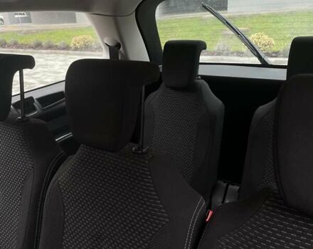 Сірий Сітроен Гранд С4 Пікассо, об'ємом двигуна 1.56 л та пробігом 267 тис. км за 7400 $, фото 16 на Automoto.ua