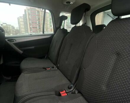 Сірий Сітроен Гранд С4 Пікассо, об'ємом двигуна 1.56 л та пробігом 267 тис. км за 7400 $, фото 19 на Automoto.ua