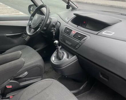 Сірий Сітроен Гранд С4 Пікассо, об'ємом двигуна 1.56 л та пробігом 267 тис. км за 7400 $, фото 8 на Automoto.ua