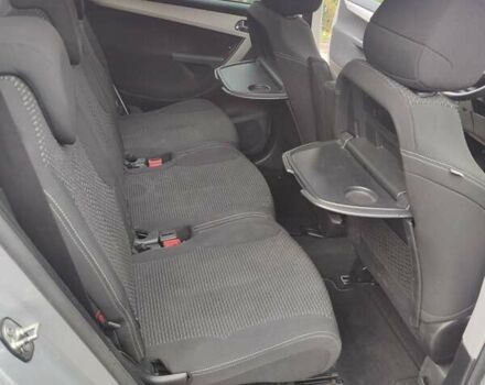 Ситроен Гранд С4 Пикассо 2012 в Тернополе на Automoto.ua Серый Ситроен Гранд С4 Пикассо, объемом двигателя 1.6 л и пробегом 239 тыс. км за 6999 $, фото 23 на Automoto.ua