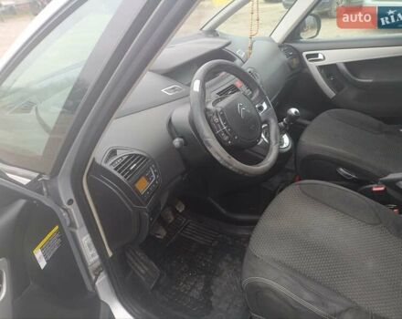 Серый Ситроен Гранд С4 Пикассо, объемом двигателя 1.6 л и пробегом 260 тыс. км за 7200 $, фото 5 на Automoto.ua