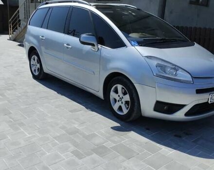 Ситроен Гранд С4 Пикассо 2012 в Черновцах на Automoto.ua Серый Ситроен Гранд С4 Пикассо, объемом двигателя 1.6 л и пробегом 258 тыс. км за 7000 $, фото 5 на Automoto.ua