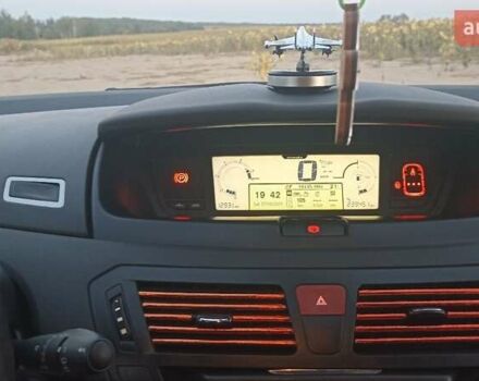 Сірий Сітроен Гранд С4 Пікассо, об'ємом двигуна 1.6 л та пробігом 239 тис. км за 8000 $, фото 14 на Automoto.ua