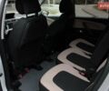 Ситроен Гранд С4 Пикассо 2013 в Львове на Automoto.ua Серый Ситроен Гранд С4 Пикассо, объемом двигателя 2 л и пробегом 198 тыс. км за 10900 $, фото 18 на Automoto.ua