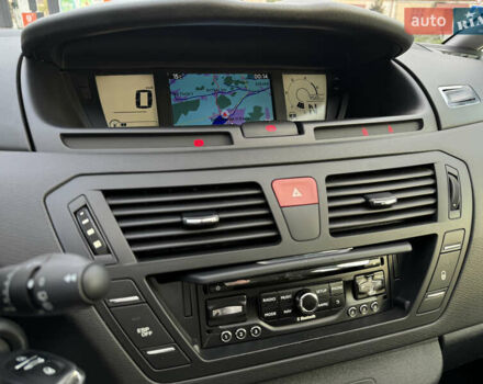 Серый Ситроен Гранд С4 Пикассо, объемом двигателя 1.6 л и пробегом 230 тыс. км за 7300 $, фото 18 на Automoto.ua