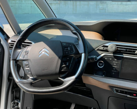 Серый Ситроен Гранд С4 Пикассо, объемом двигателя 2 л и пробегом 192 тыс. км за 10390 $, фото 17 на Automoto.ua